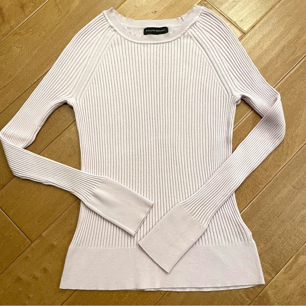Banana Republic Women’s Ribbed Knit Lilac Sweater Size XS